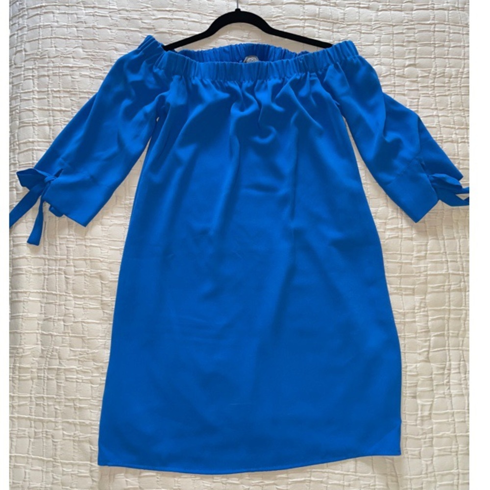 Vince Camuto Dress